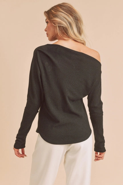 Lula off the shoulder top Black